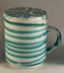 Gmundner Keramik-Tasse/Kruter mit Einsatz und Deckel